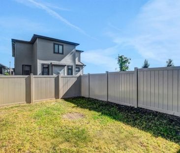 For Lease - 252 Tim Sheehan Place, Kanata, Ontario - Photo 6