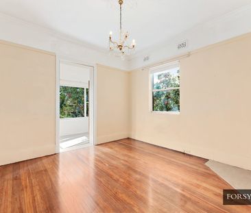 37 Archbold Road, Roseville, NSW 2069 - Photo 3