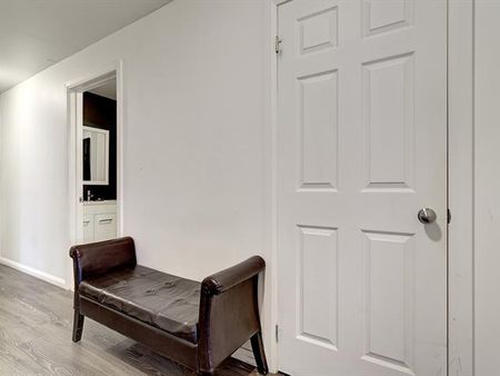 8577A Rue Chaminade - Photo 2