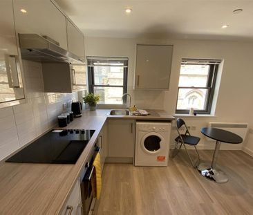 Studio to rent - Photo 6
