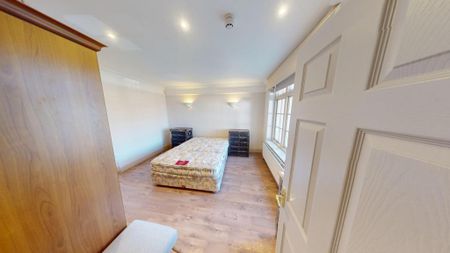 3 bedroom ground floor flat to rent - Photo 4