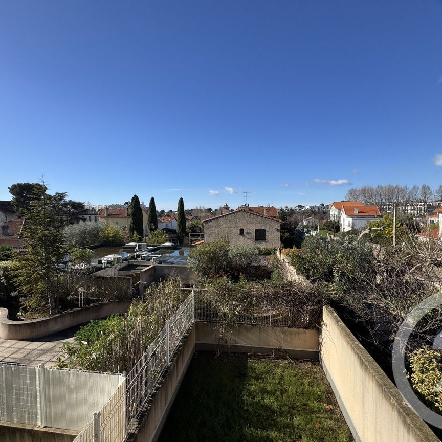 Location Appartement 2 pièces 59m² MARSEILLE 12ème - Photo 1