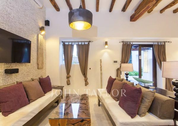 Sant Carles de Peralta, Balearic Islands 07850