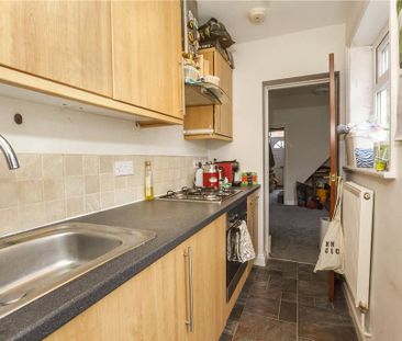 2 bedroom terraced house to rent - Photo 3