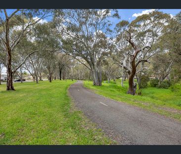 15 Suffolk Drive, Morphett Vale, SA 5162 - Photo 4