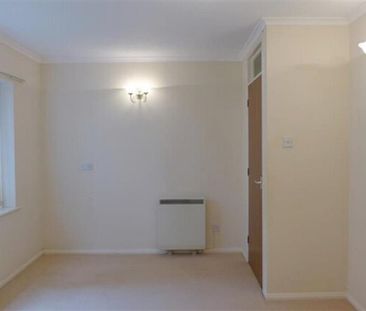 1 bedroom retirement property to rent - Photo 1