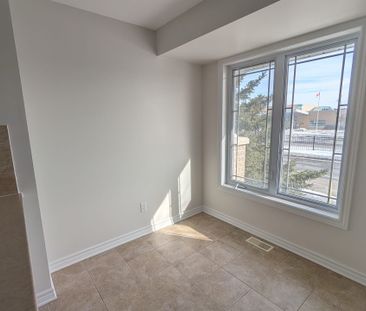 For Lease - 507A Chapman Mills Drive, Barrhaven, Ontario - Photo 4