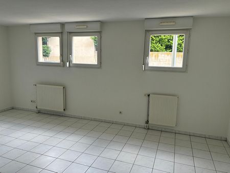 Location Appartement 1 pièce 31m² VALENCE 26000 - Photo 4
