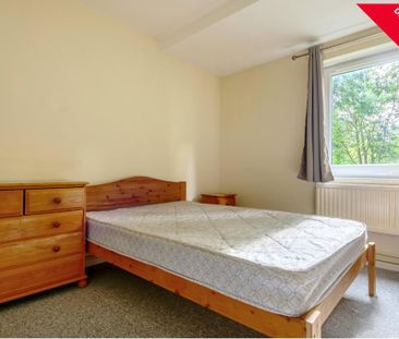 3 bedroom end of terrace house to rent - Photo 4