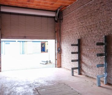 Kwalitatief afgewerkte villa met ruime garage en tuin | Gentsesteenweg - Photo 2