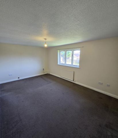 3 bedroom detached house to rent - Photo 3