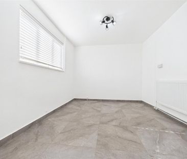 5 bedroom terraced house to rent - Photo 2