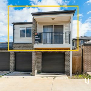 Studio with Water and Gas Included - Photo 2