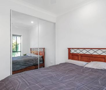 Modern & Convenient Two Bedroom Granny Flat - Photo 1