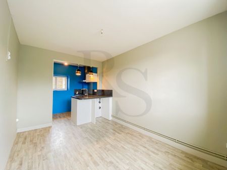 APPARTEMENT T2 CONDÉ-EN-NORMANDIE, - Photo 2