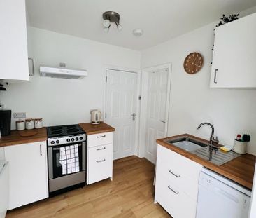 1 bedroom flat to rent - Photo 5