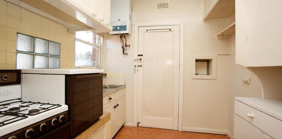 4/7 Elm Street, Hawthorn VIC 3122 - Photo 2