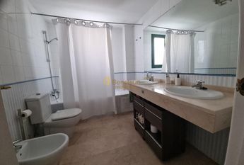 LONG SEASON. BEAUTIFUL APARTMENT FOR RENT IN BENALMADENA IS NOW FOR RENT.