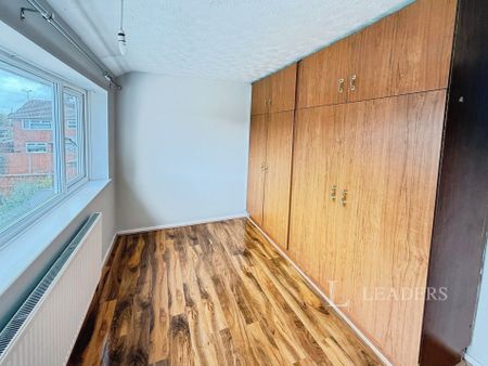 4 bedroom semi-detached to rent Wood Hill Rise, Coventry, CV6 - Photo 3