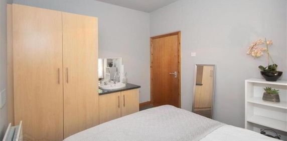 Room 1, 48 Delhi Street, Belfast, BT7 3AL - Photo 2