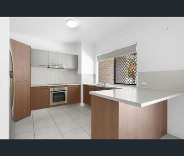 15 Yulia Street, Coombabah, Qld 4216 - Photo 3