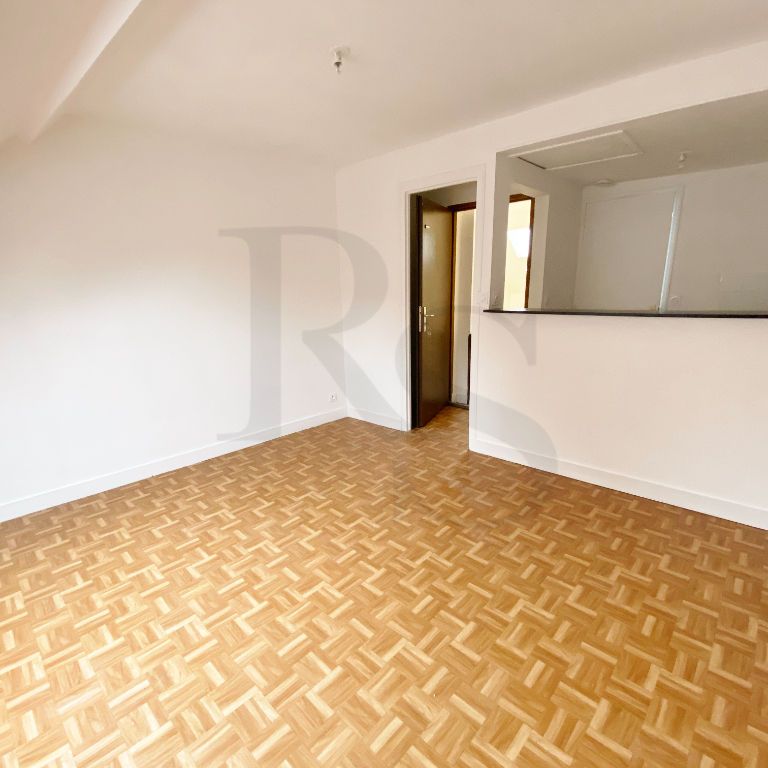 Location Appartement 1 pièce 16m² - Photo 1