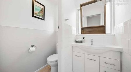 Great Location - Photo 2