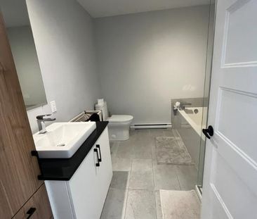 Grand 4½ +bureau, Internet, Domaine sur-le-Vert, St-Hyacinthe, 1 fé... - Photo 4