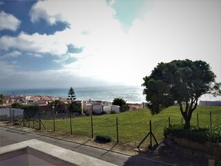 House Single storey 2 bedrooms for rent Ericeira Mafra - great view, gardens, sea view, balcony, equipped kitchen, terrace, fireplace, barbecue - Photo 5