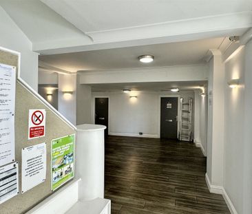 Orsett Terrace, London - Photo 5