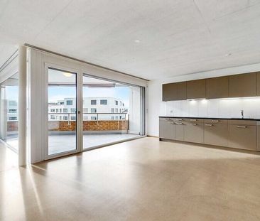 Appartement moderne dans un endroit calme mais central - Photo 2