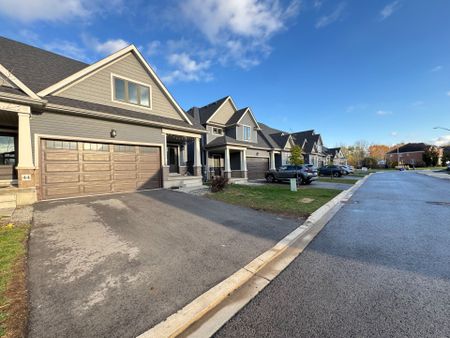 For Lease - 4311 Mann Street Unit# 46, Niagara Falls, Ontario - Photo 4