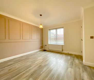 2 bedroom End Terraced House to let - Photo 2
