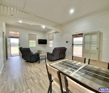 UNIQUE PROPERTY CATERING FOR PROFESSIONALS & BUSINESSES - Photo 1