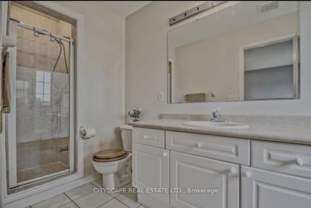 For Lease - 1408 Quest Circle, Mississauga, Ontario - Photo 4