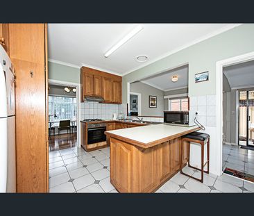 38 Denver Street, Bentleigh East, Vic 3165 - Photo 4