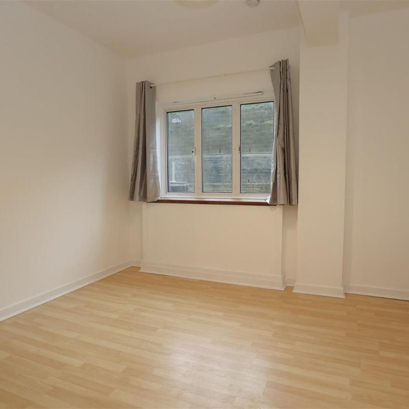 Marine Court St. Leonards-On-Sea TN38 0DY - Photo 1