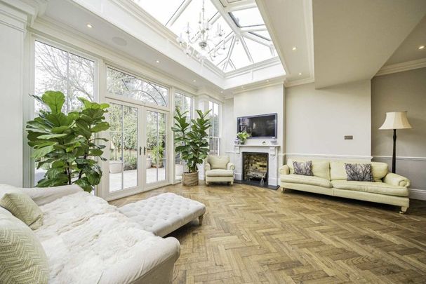 Wolverton Avenue, Kingston Upon Thames, KT2 - Photo 1