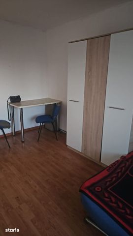 GARSONIERĂ DE ÎNCHIRIAT – STR. PODULUI | 135 €/LUNĂ - Fotografie 4