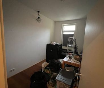 Schöne 3- Zimmer Altbauwohnung in der Innenstadt - Photo 3