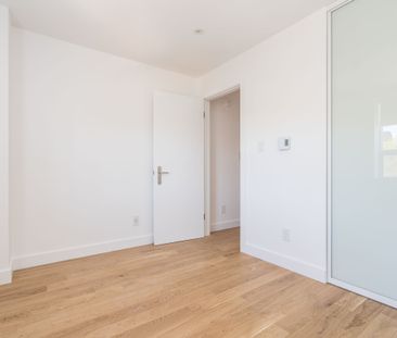 110 Oriole Parkway - Photo 3