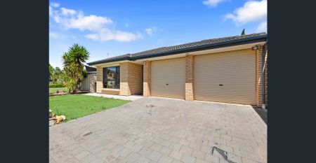 Spacious Family Home - Photo 4