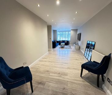 3 bedroom semi-detached house to rent - Photo 1