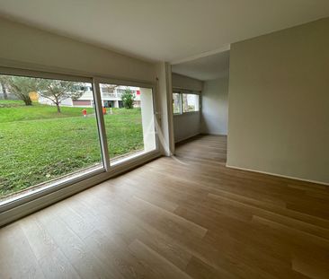 Location Appartement 4 pièces 77m² - Photo 3