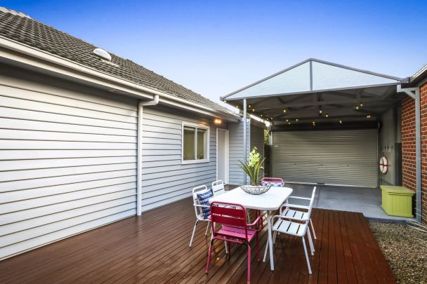 22 Loongana Avenue, Glenroy. - Photo 1