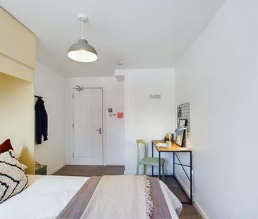 1 bedroom in a house share to rent - Photo 5