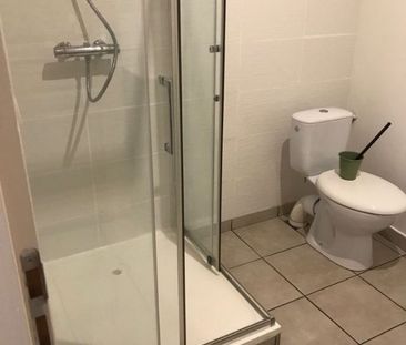 Location Appartement 2 pièces 58m² - Photo 3