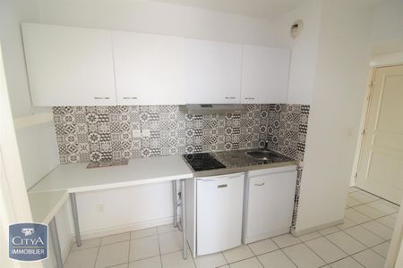 Location Appartement 1 pièce 33m² AIX EN PROVENCE 90ème - Photo 3
