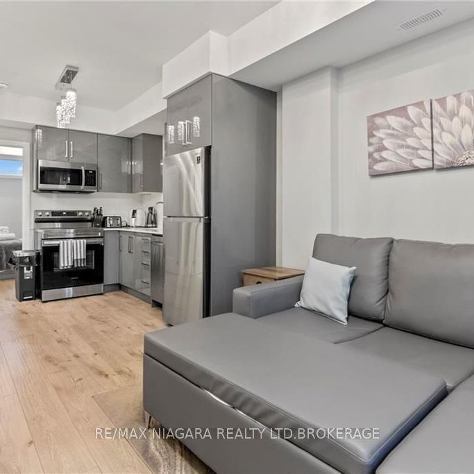 For Lease - 6065 Mcleod Road Unit# 115, Niagara Falls, Ontario - Photo 1