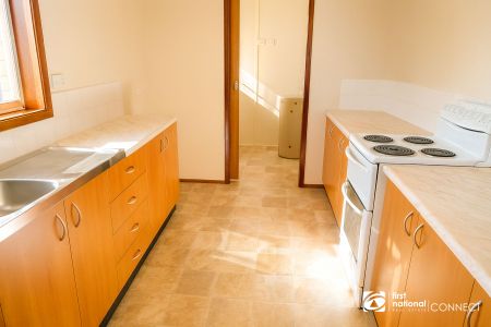 3 Bedroom Family home in a convenient location! - Photo 5